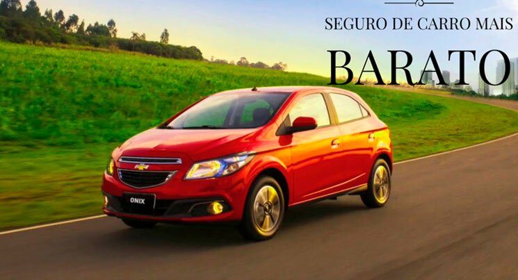 Imagem do carro Ônix vermelho com a legenda "seguro de carro barato" seguro mais barato