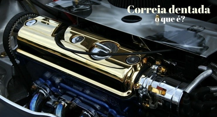 imagem do motor de um carro com a legenda: Correia dentada