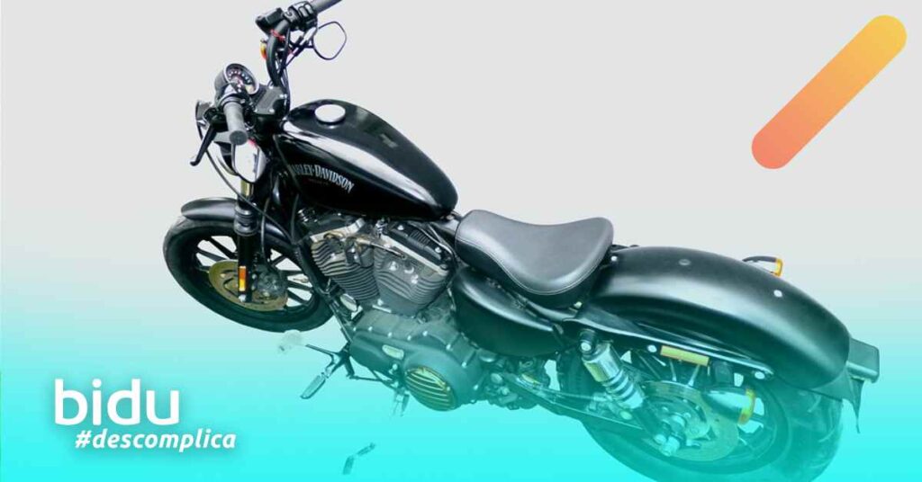 imagem de moto para texto sobre vantagens do seguro moto
